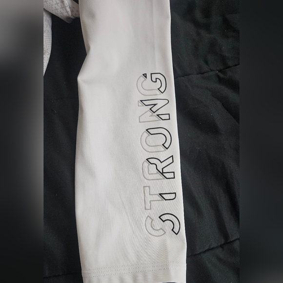 Set - Picture 4 of 5